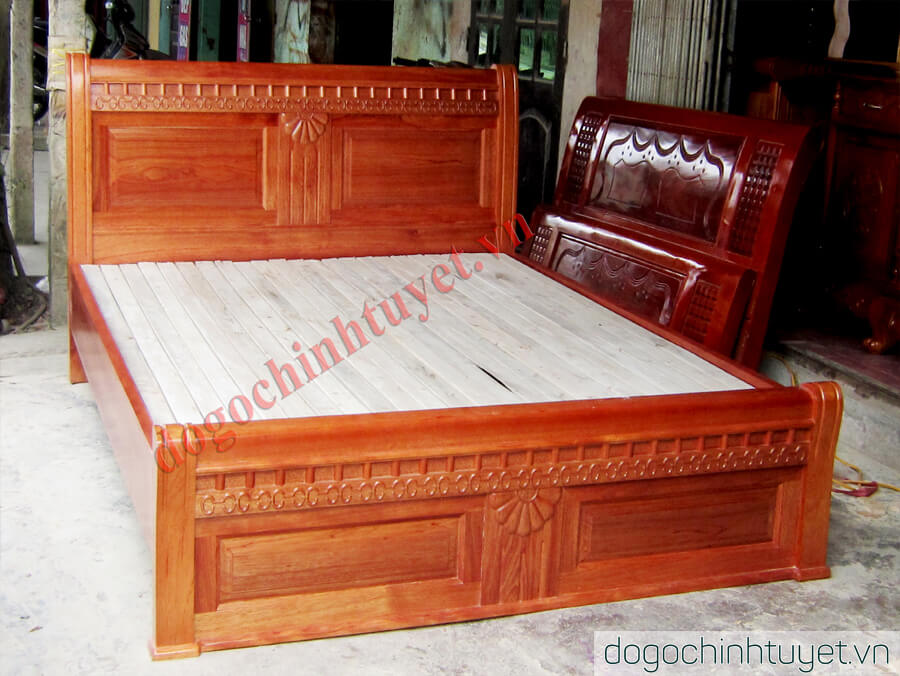 Giường gỗ xoan đào ở Thái Bình